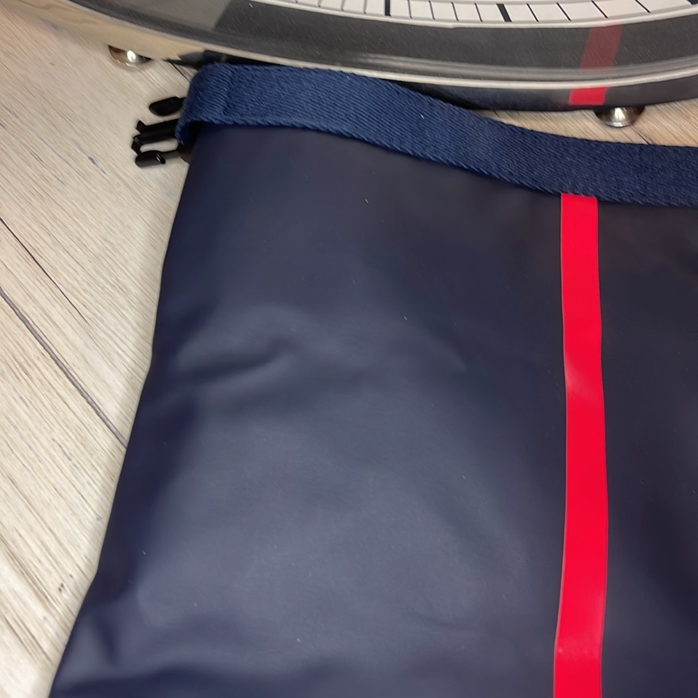 Prada Luna Rossa Ocean Navy and Red Sailing Bag. Waterproof. New in Dust Bag - Picture 3 of 10